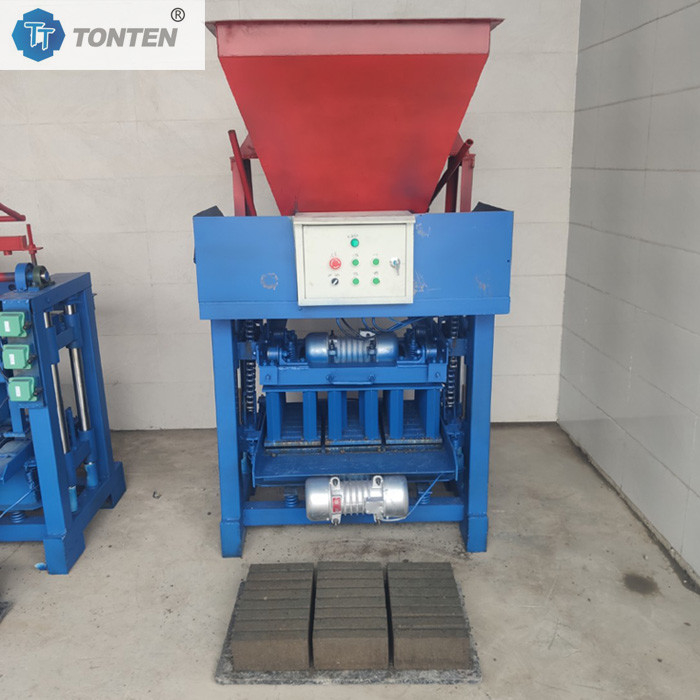 4-35B Hopper Block Molding Machine Small And Medium Sized Permeable Brick